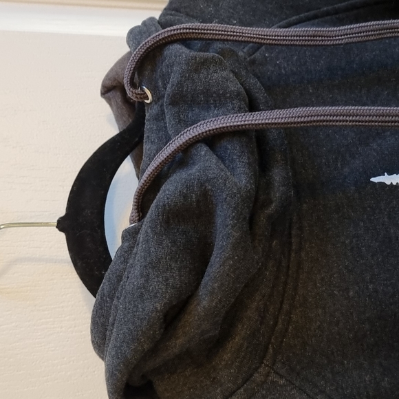 Vancouver Island hoodie - Picture 3 of 4